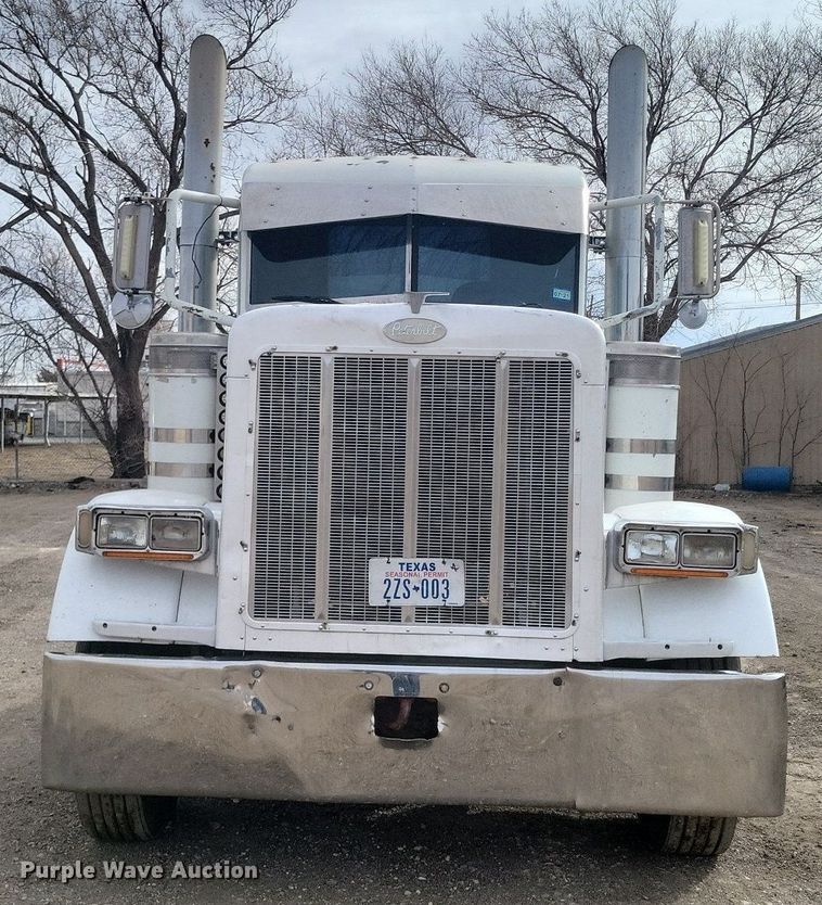 image for item LG9509 1999 Peterbilt 379  semi truck