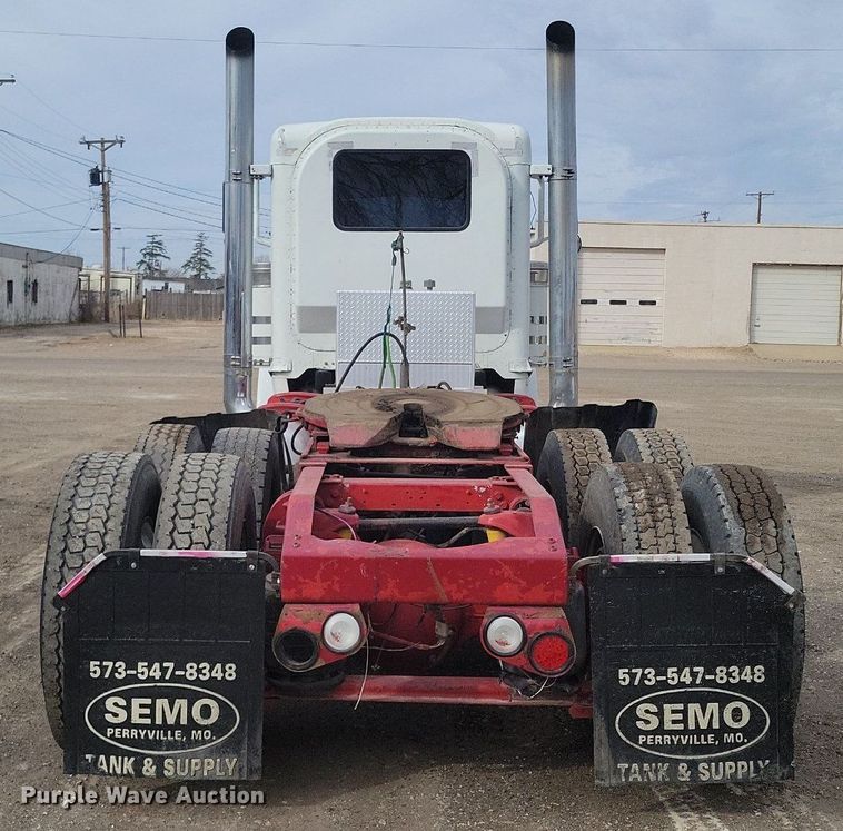 image for item LG9509 1999 Peterbilt 379  semi truck