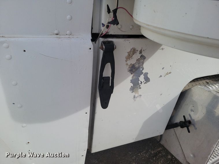 image for item LG9509 1999 Peterbilt 379  semi truck