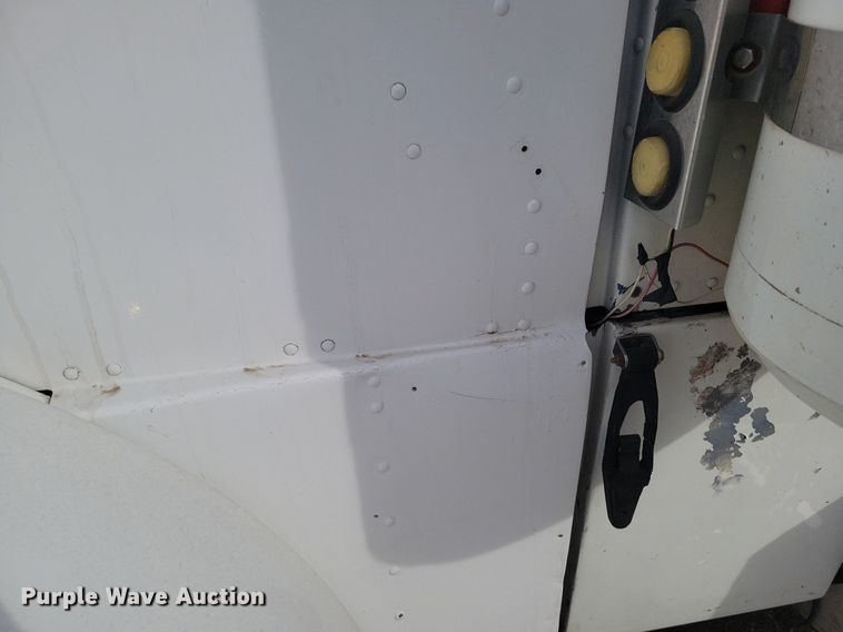 image for item LG9509 1999 Peterbilt 379  semi truck