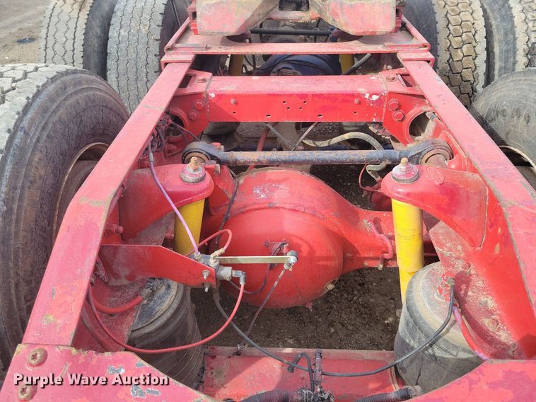 image for item LG9509 1999 Peterbilt 379  semi truck