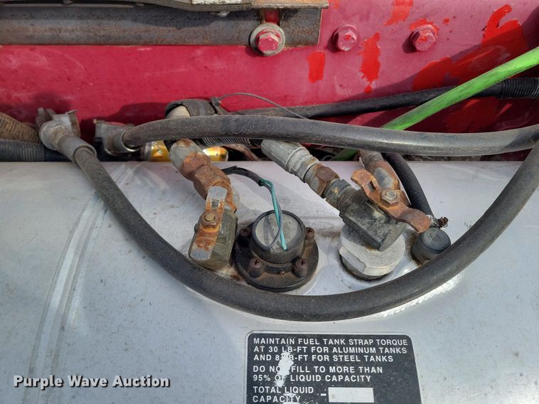 image for item LG9509 1999 Peterbilt 379  semi truck