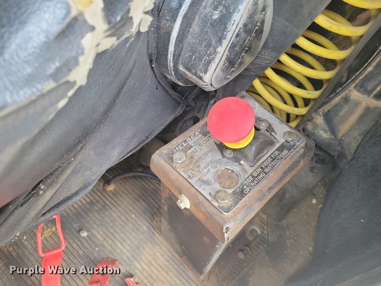 image for item LG9509 1999 Peterbilt 379  semi truck