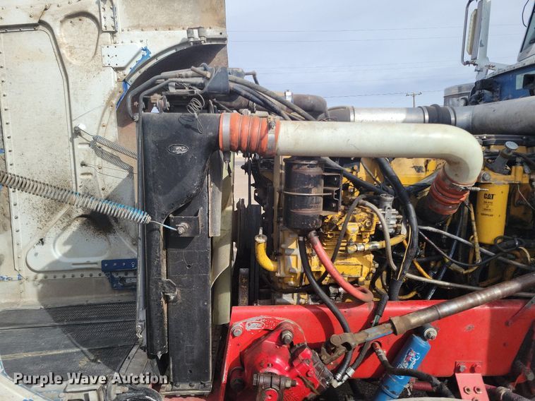 image for item LG9509 1999 Peterbilt 379  semi truck