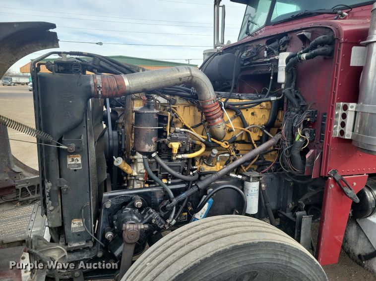 image for item LG9510 2005 Peterbilt 378  semi truck