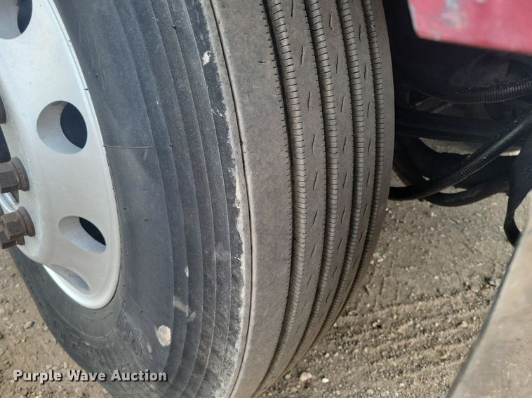 image for item LG9510 2005 Peterbilt 378  semi truck