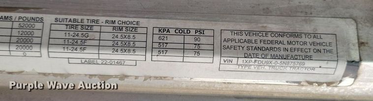 image for item LG9510 2005 Peterbilt 378  semi truck