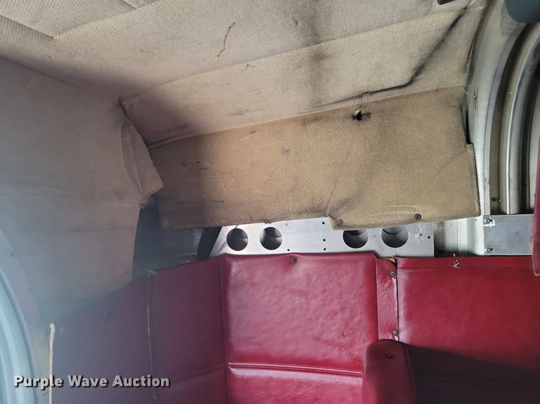 image for item LG9511 2000 Peterbilt 377  semi truck