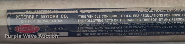 image for item LG9511 2000 Peterbilt 377  semi truck