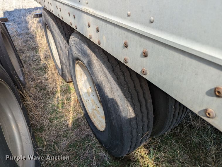 image for item LP9246 2001 Great Dane 7411TP-SA  dry van trailer