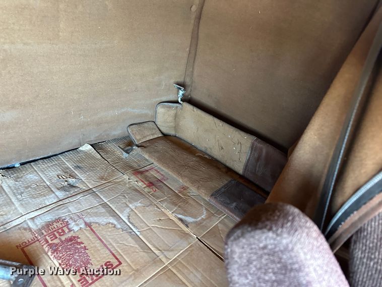 image for item LT9126 1993 White GMC WH  semi truck