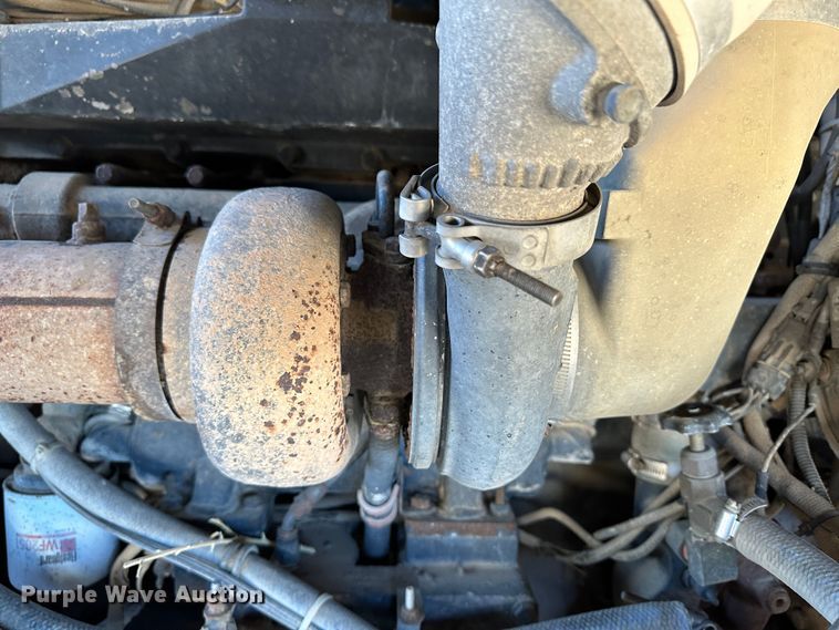 image for item LT9126 1993 White GMC WH  semi truck