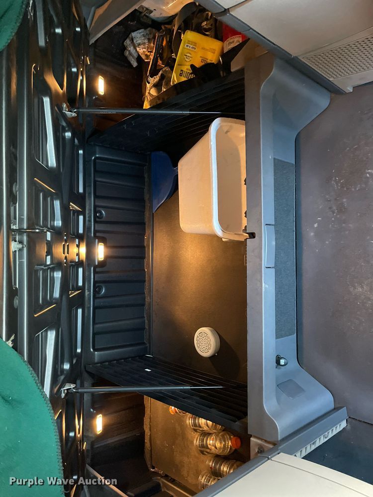 image for item MA9914 2011 Freightliner Cascadia  semi truck