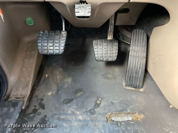 image for item MA9914 2011 Freightliner Cascadia  semi truck