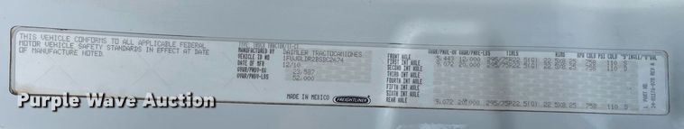 image for item MA9914 2011 Freightliner Cascadia  semi truck