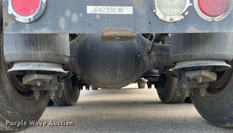 image for item MA9916 2015 International ProStar Plus 122  semi truck