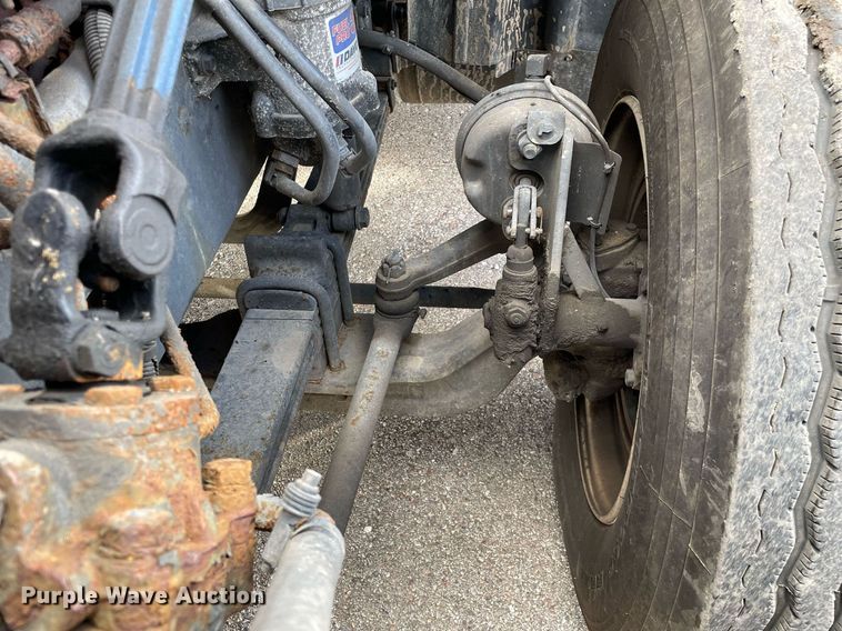 image for item MA9916 2015 International ProStar Plus 122  semi truck