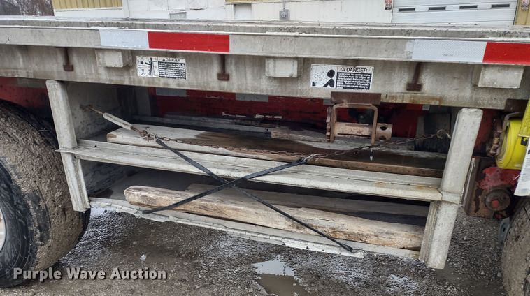 image for item MD9428 1998 Wilson Road Brute  flatbed trailer