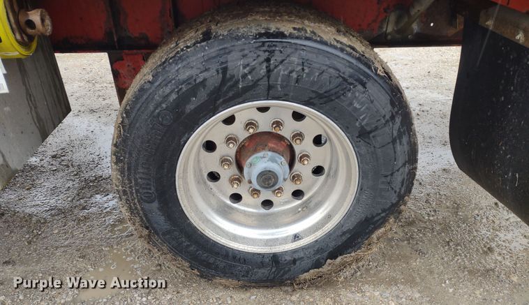 image for item MD9428 1998 Wilson Road Brute  flatbed trailer