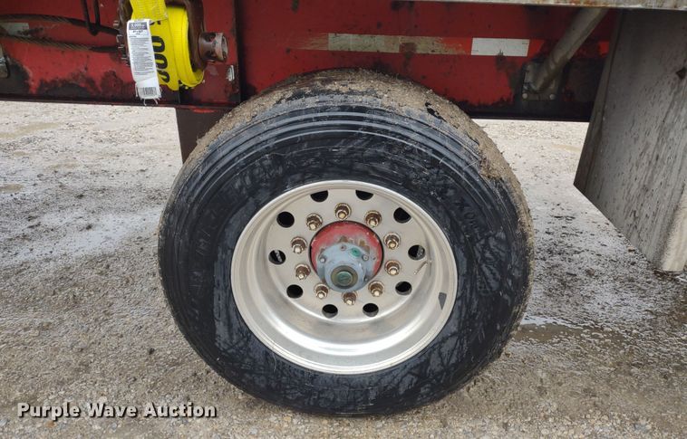 image for item MD9428 1998 Wilson Road Brute  flatbed trailer