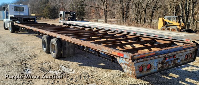 image for item ME9047 1995 West Wind Trailers  drop deck equipment trailer