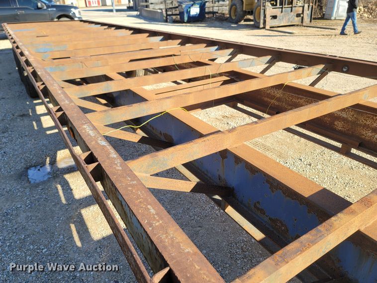 image for item ME9047 1995 West Wind Trailers  drop deck equipment trailer