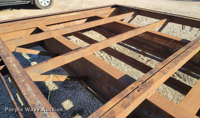 image for item ME9047 1995 West Wind Trailers  drop deck equipment trailer