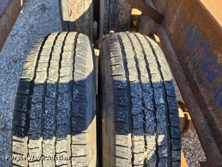 image for item ME9047 1995 West Wind Trailers  drop deck equipment trailer