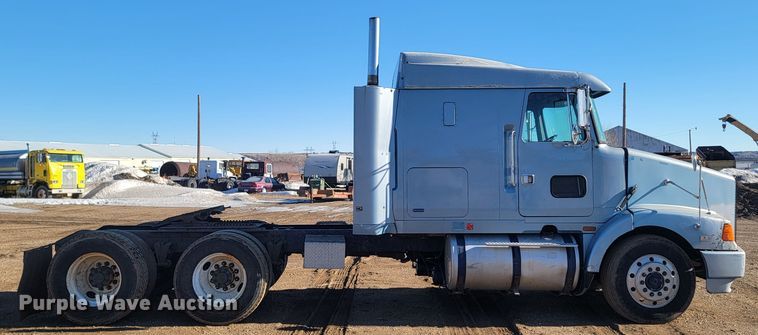 image for item ME9751 1992 Volvo Aero WIA  semi truck