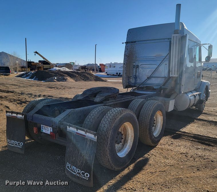 image for item ME9751 1992 Volvo Aero WIA  semi truck