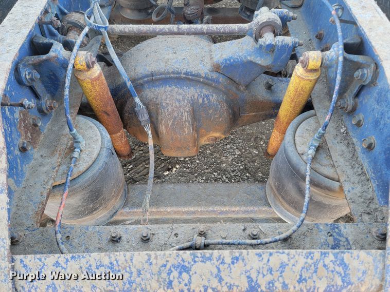 image for item ME9751 1992 Volvo Aero WIA  semi truck