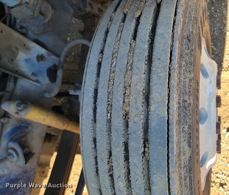 image for item ME9751 1992 Volvo Aero WIA  semi truck