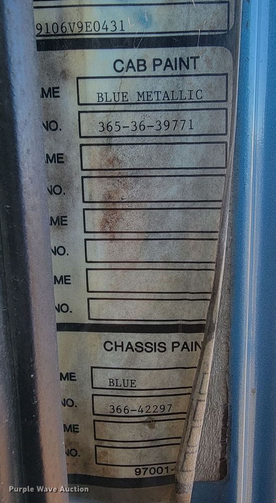 image for item ME9751 1992 Volvo Aero WIA  semi truck