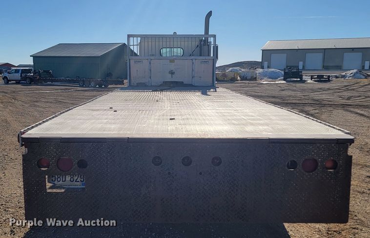 image for item ME9752 1990 Freightliner  rollback truck