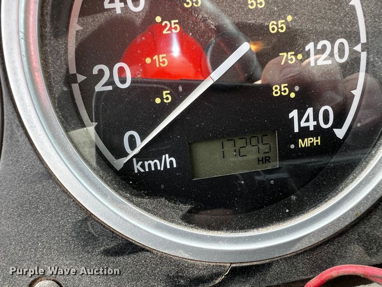 image for item MF9802 2007 Sterling L9500  truck cab and chassis