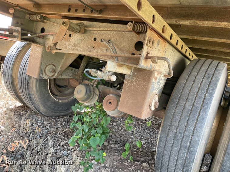 image for item MJ9067 1997 Great Dane dry van trailer