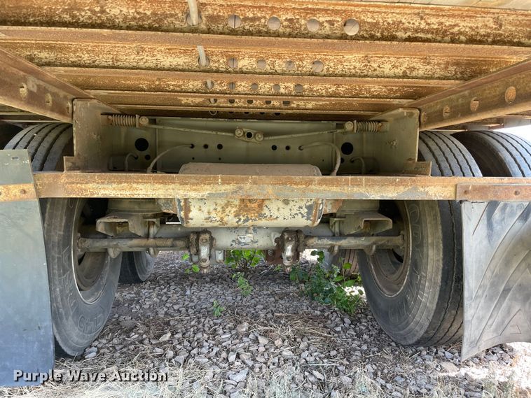 image for item MJ9067 1997 Great Dane dry van trailer