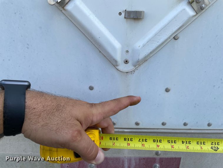 image for item MJ9067 1997 Great Dane dry van trailer