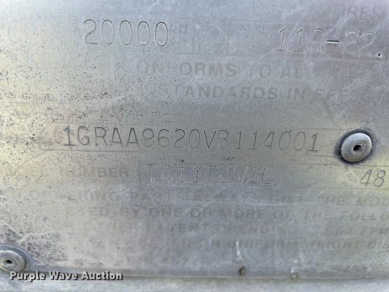 image for item MJ9067 1997 Great Dane dry van trailer