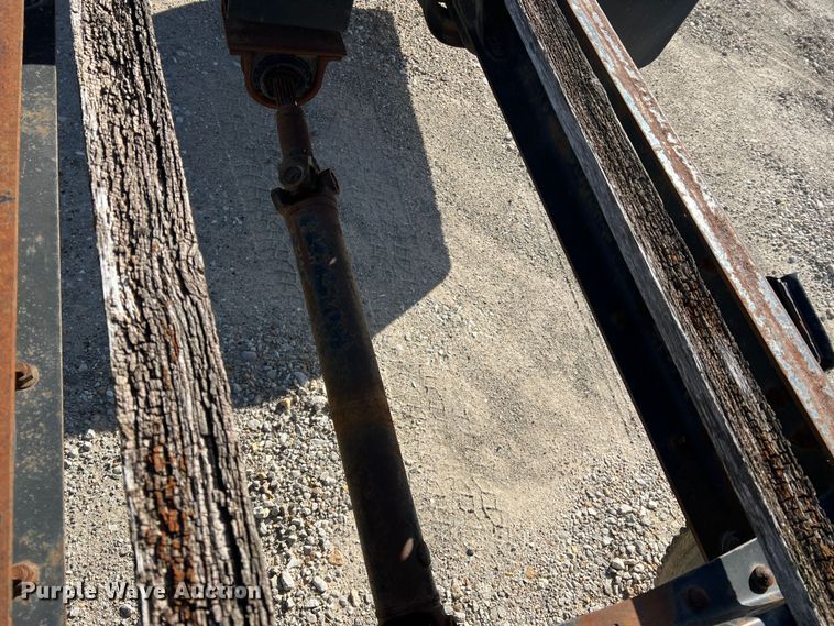 image for item MM9051 1987 GMC C7000 truck cab and chassis