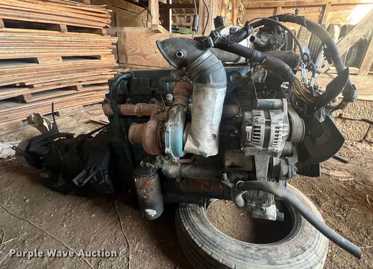 image for item MM9120 International DT466E  engine