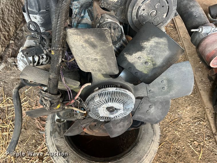 image for item MM9120 International DT466E  engine