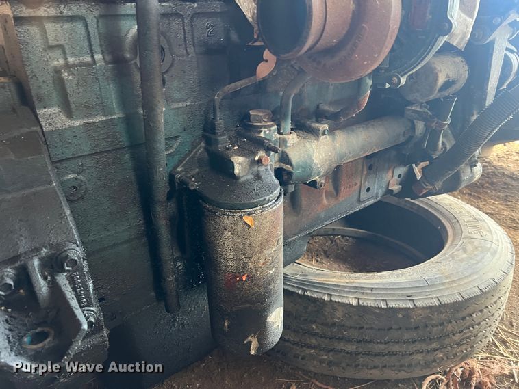 image for item MM9120 International DT466E  engine