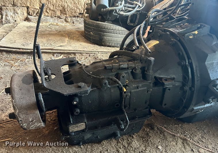 image for item MM9120 International DT466E  engine