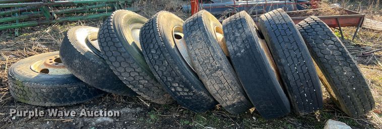 image for item MM9121 (8) wheels and tires