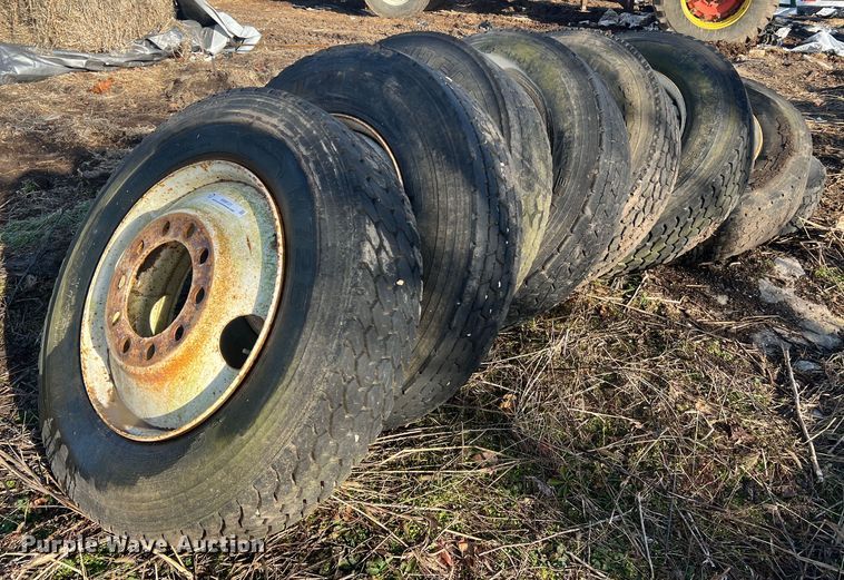 image for item MM9121 (8) wheels and tires