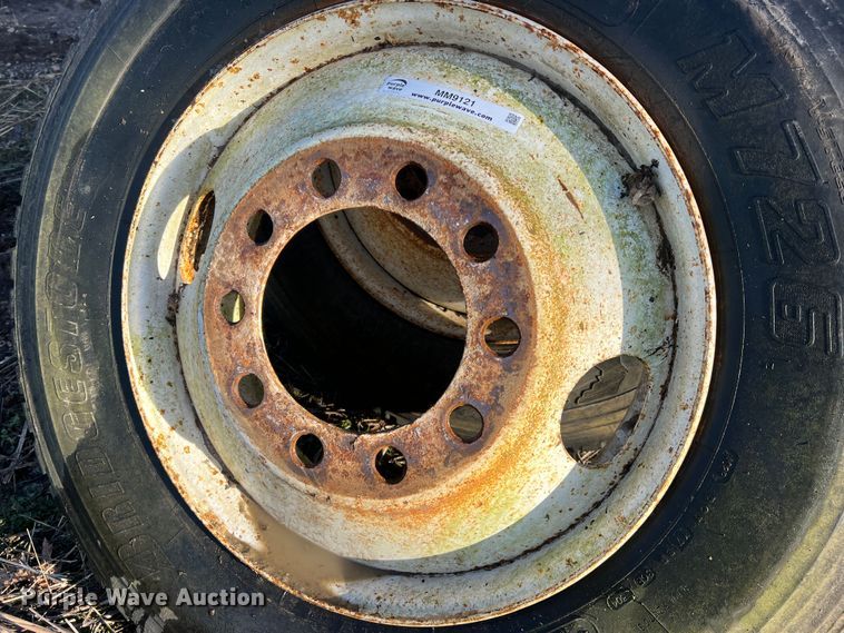 image for item MM9121 (8) wheels and tires