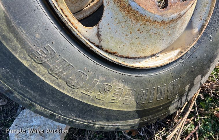 image for item MM9121 (8) wheels and tires