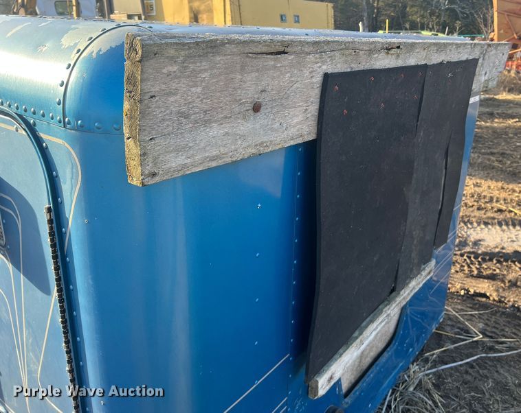 image for item MM9123 40" sleeper cab