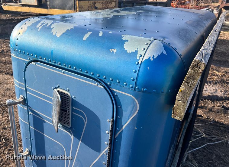 image for item MM9123 40" sleeper cab